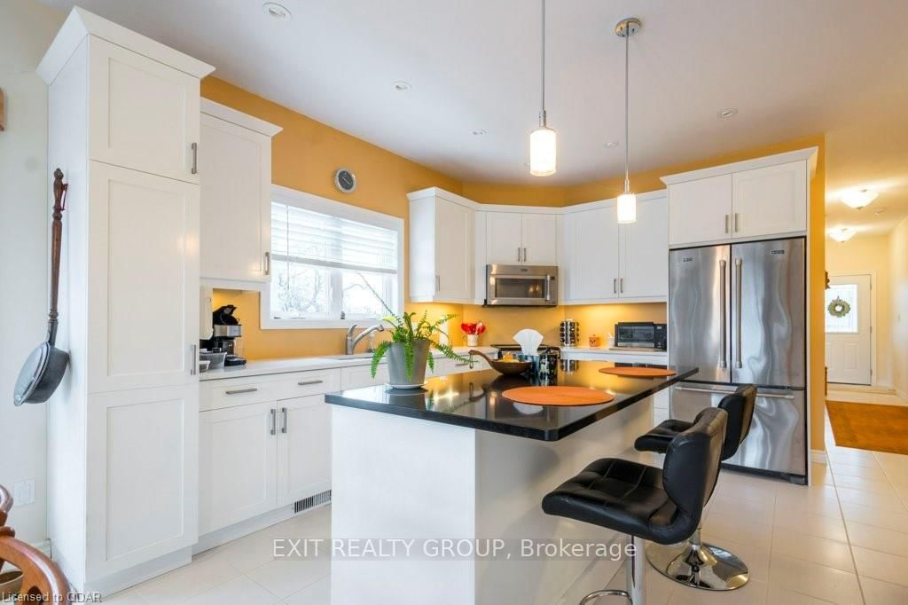 73 ALETHA Drive - Photo 7