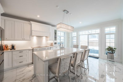 44 Bromont Drive — photo 4