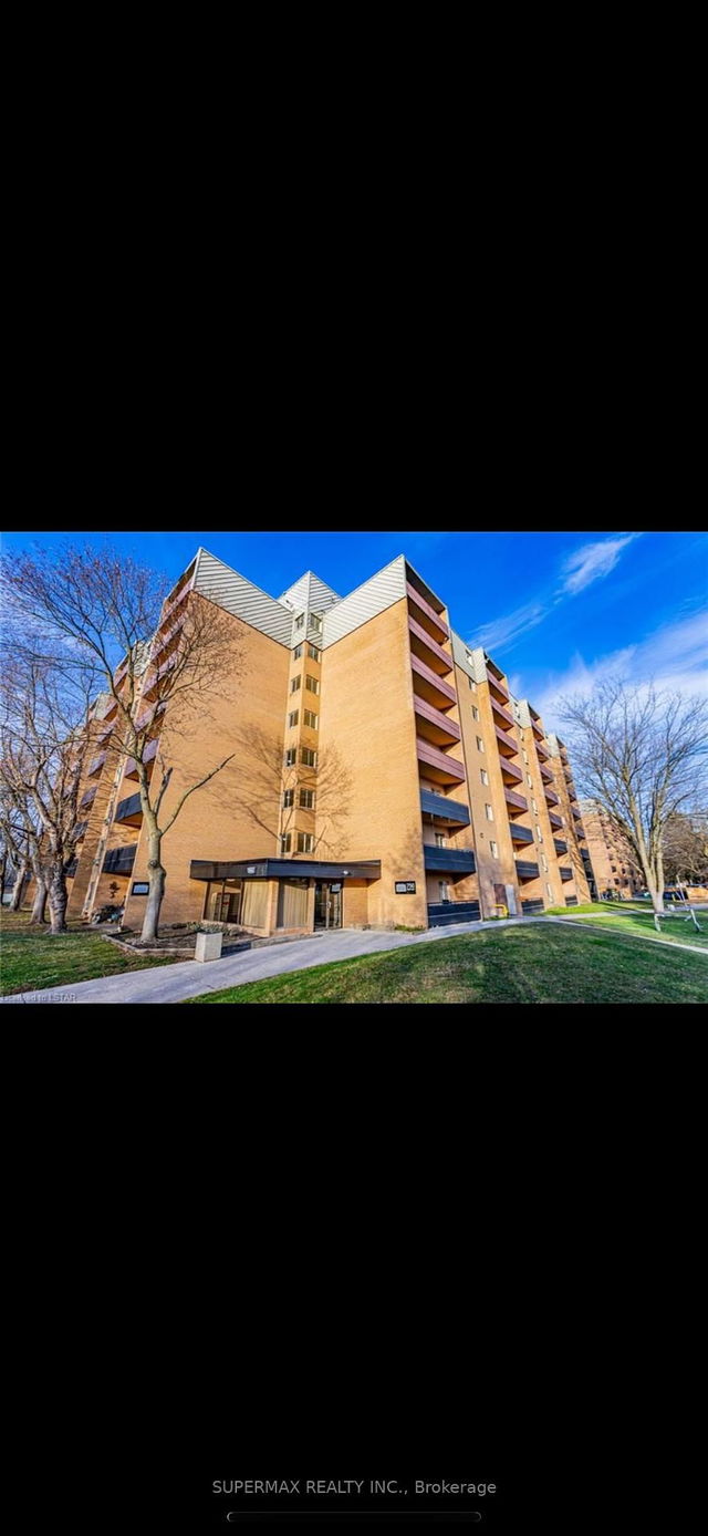 306 - 750 KIPPS Lane