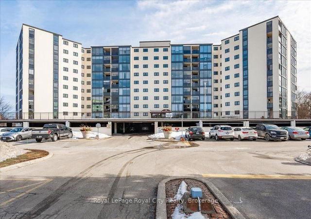 605 - 19 Woodlawn Road