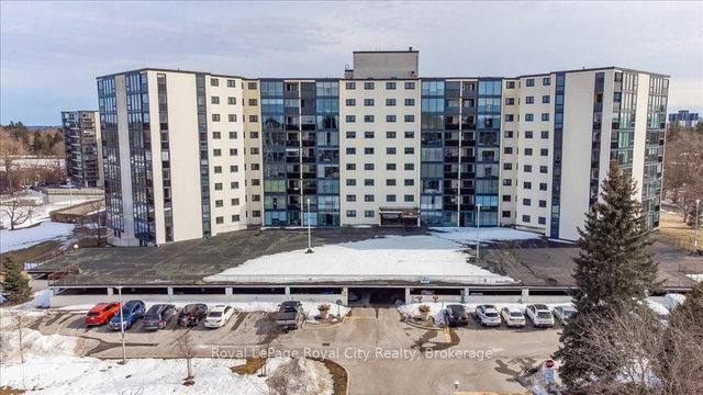 605 - 19 Woodlawn Road