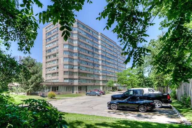 108 - 3227 King Street