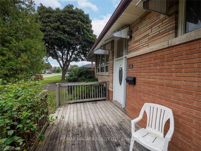 13 RIDGEWOOD Avenue — photo 4