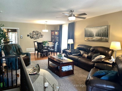 16 Snell Court — photo 2