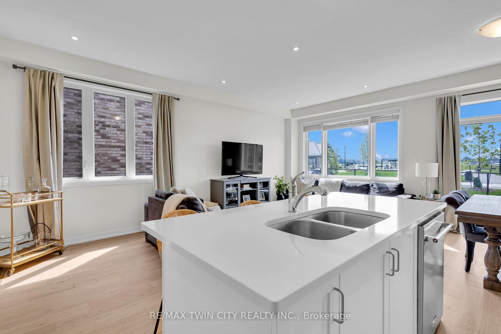 11 Crossmore Crescent - Photo 11