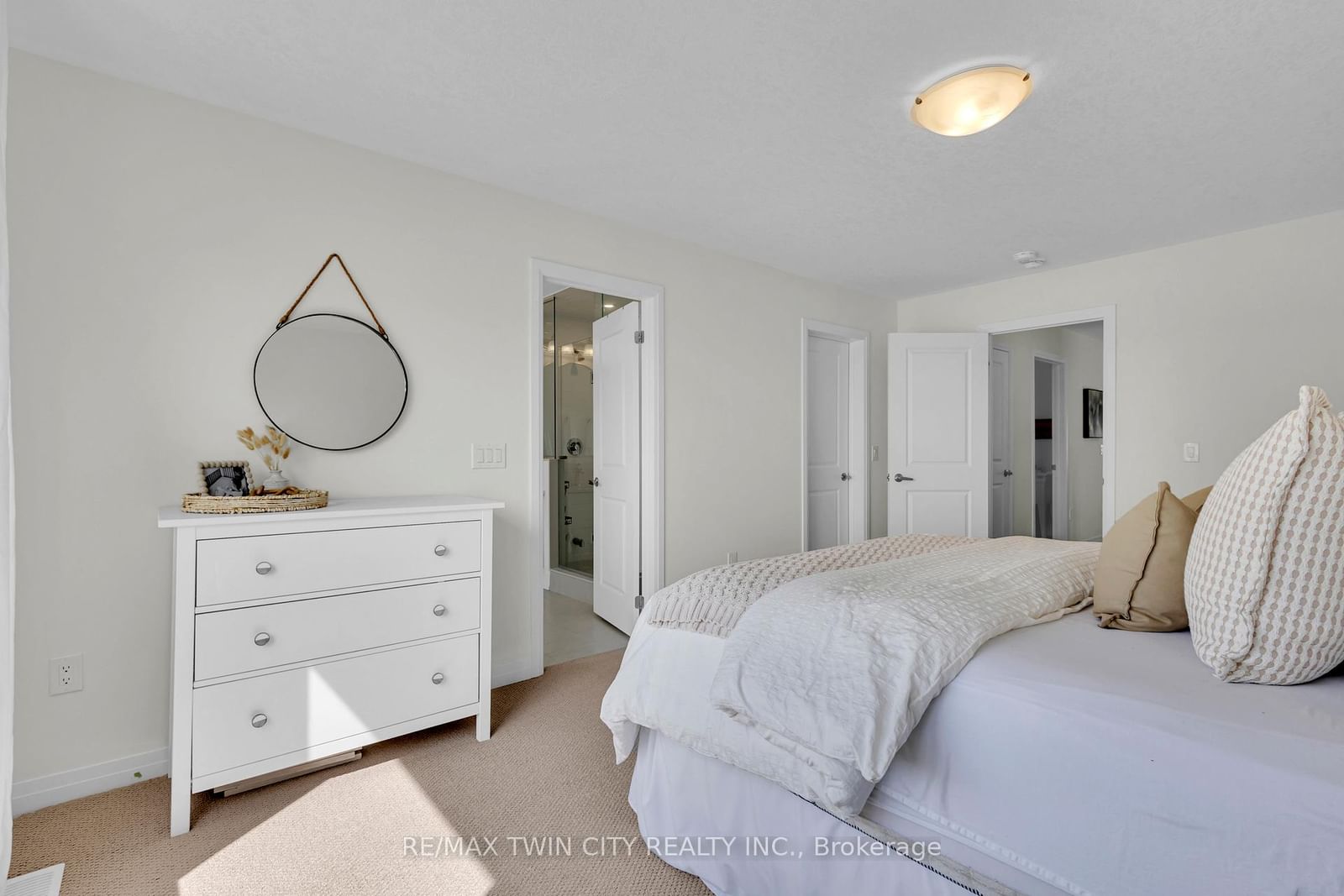 11 Crossmore Crescent - Photo 16