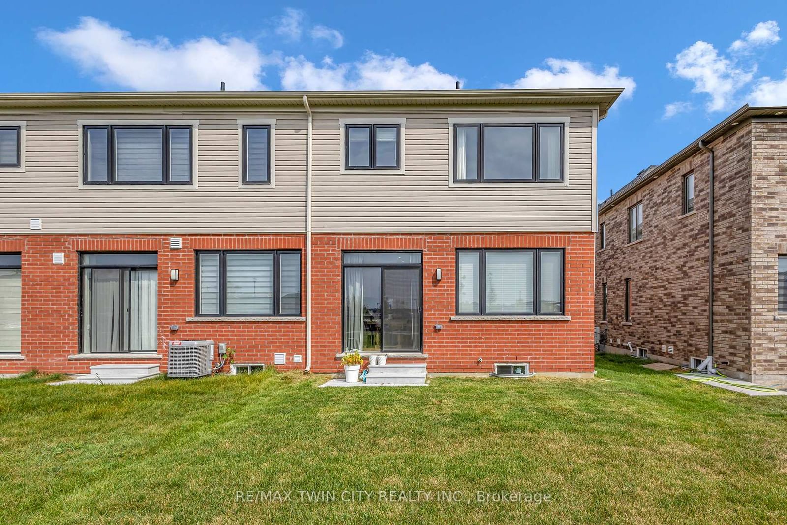 11 Crossmore Crescent - Photo 22