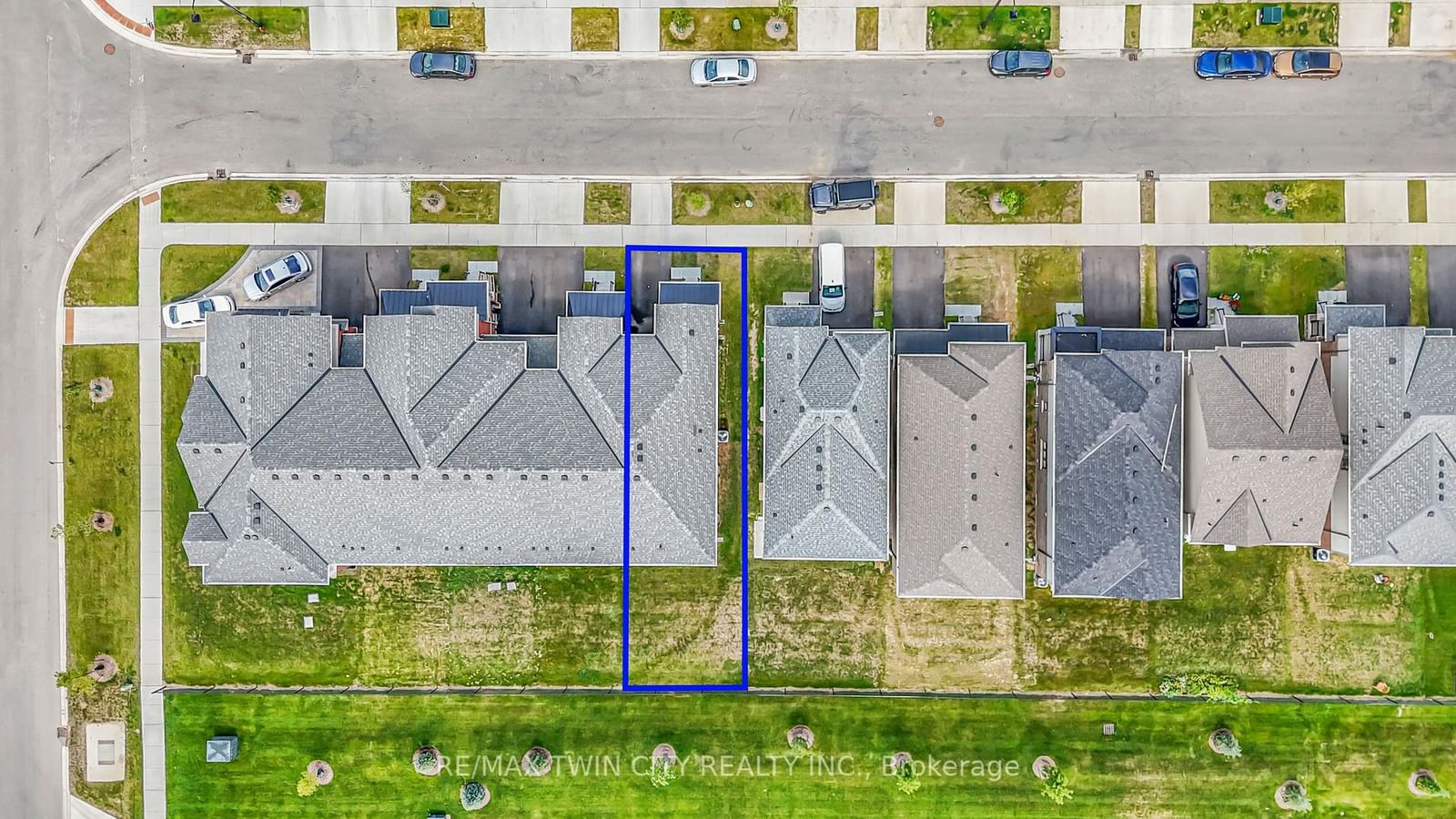 11 Crossmore Crescent - Photo 4