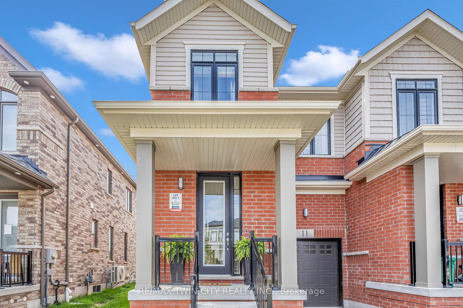 11 Crossmore Crescent - Photo 6