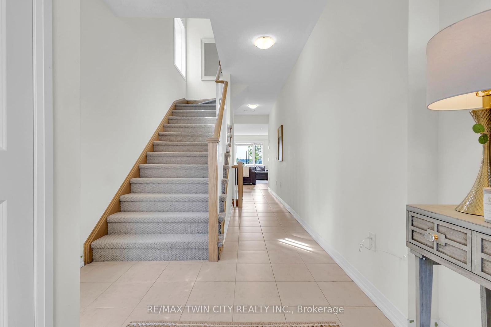 11 Crossmore Crescent - Photo 8