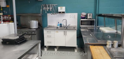 1407 John Counter Boulevard — more photos