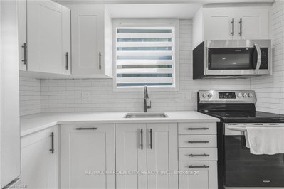 18 Rainbow Court — photo 2