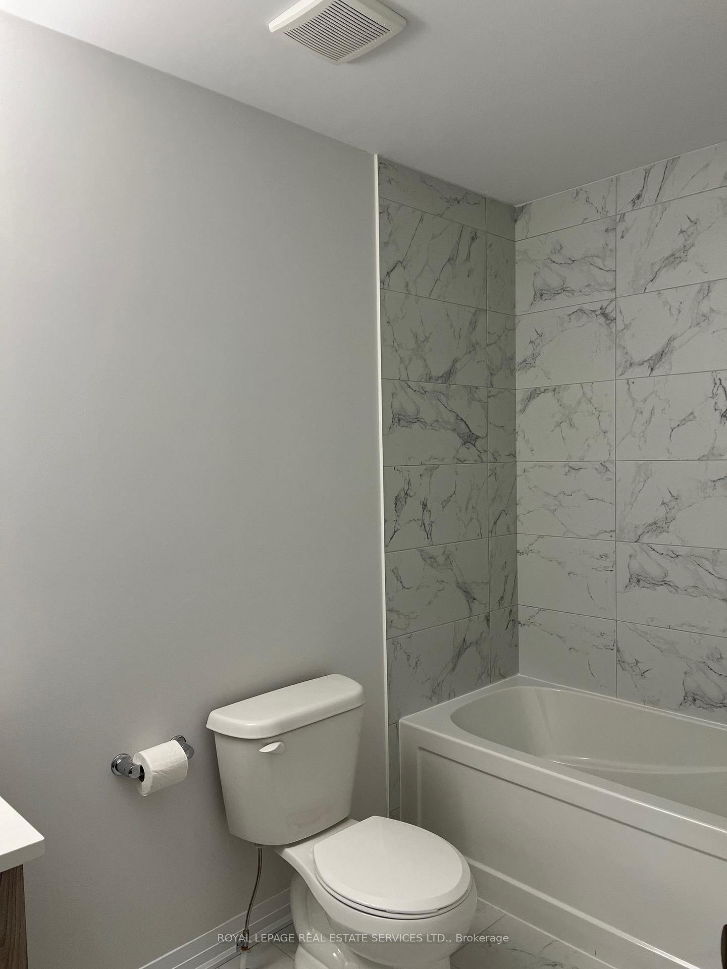 51 Sparrow Avenue, Unit 54 - Photo 10