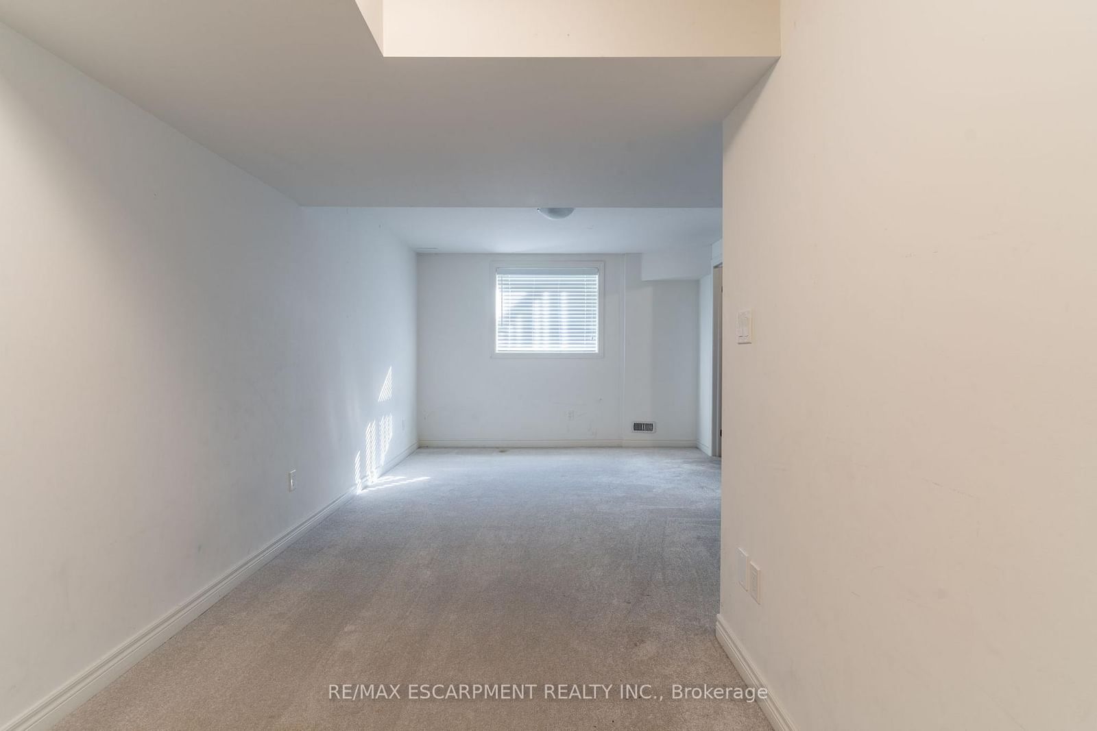 40 Damude Avenue - Photo 19