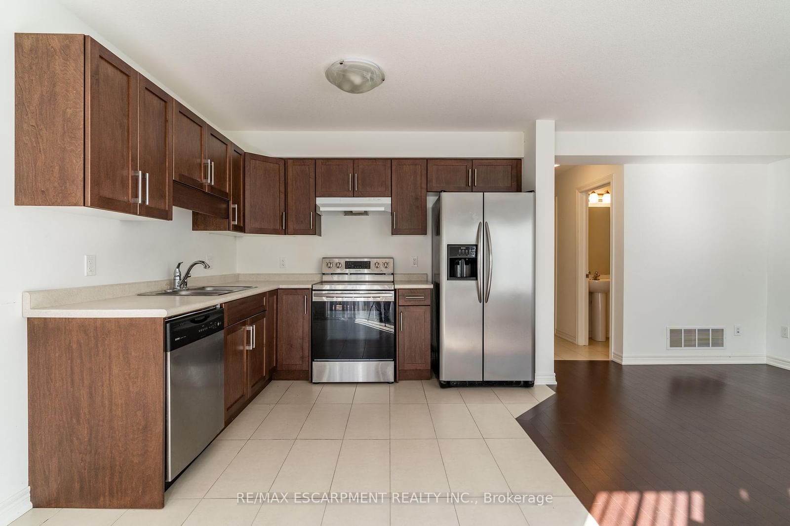 40 Damude Avenue - Photo 6