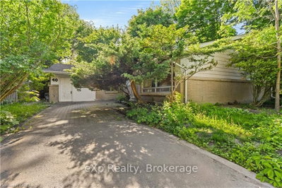 40 HILLCROFT Drive — photo 2