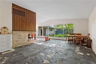 40 HILLCROFT Drive — photo 5