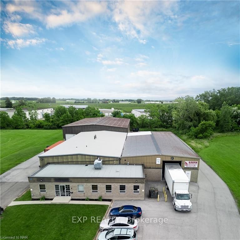 Unit 2 — 9 KEEFER Road, St. Catharines