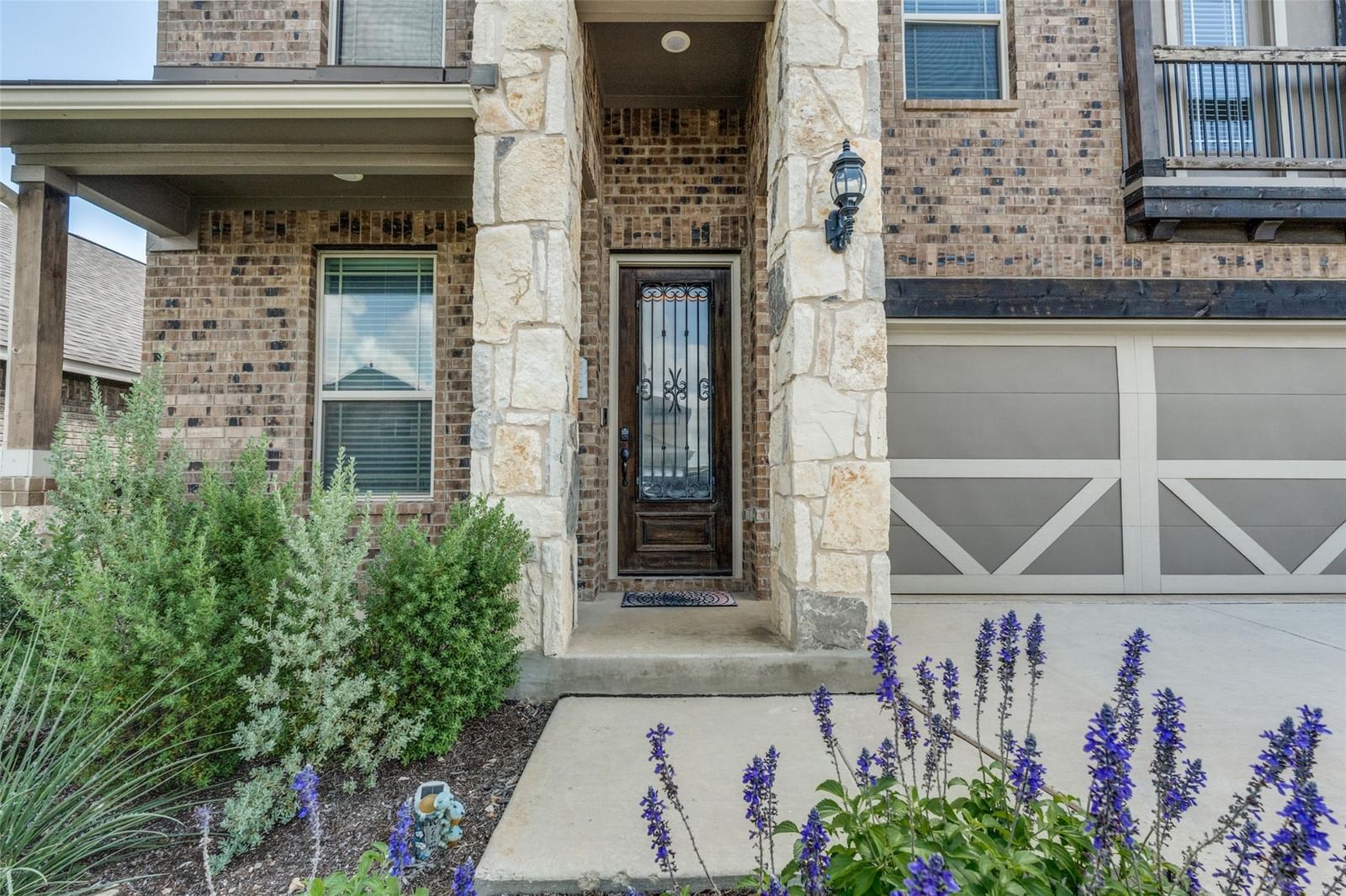 1624 Stone House DR - Photo 1