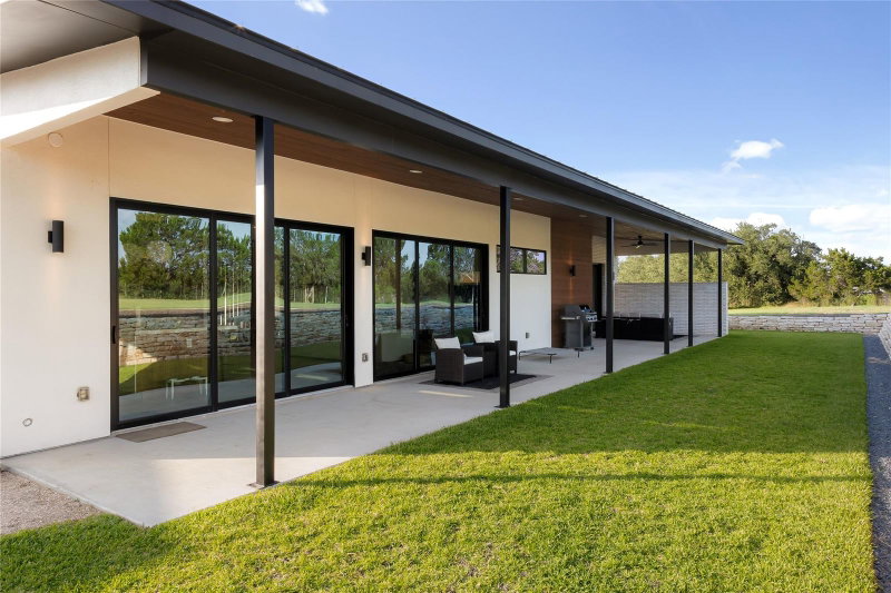 Property photo 36