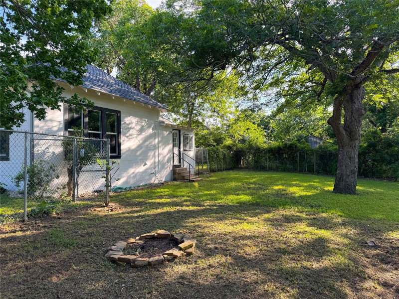 Property photo 35