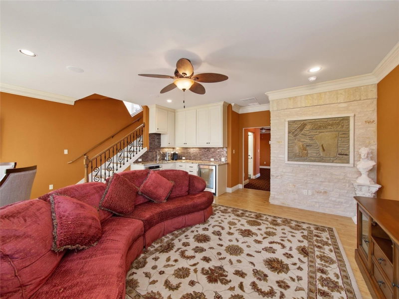 Property photo 36