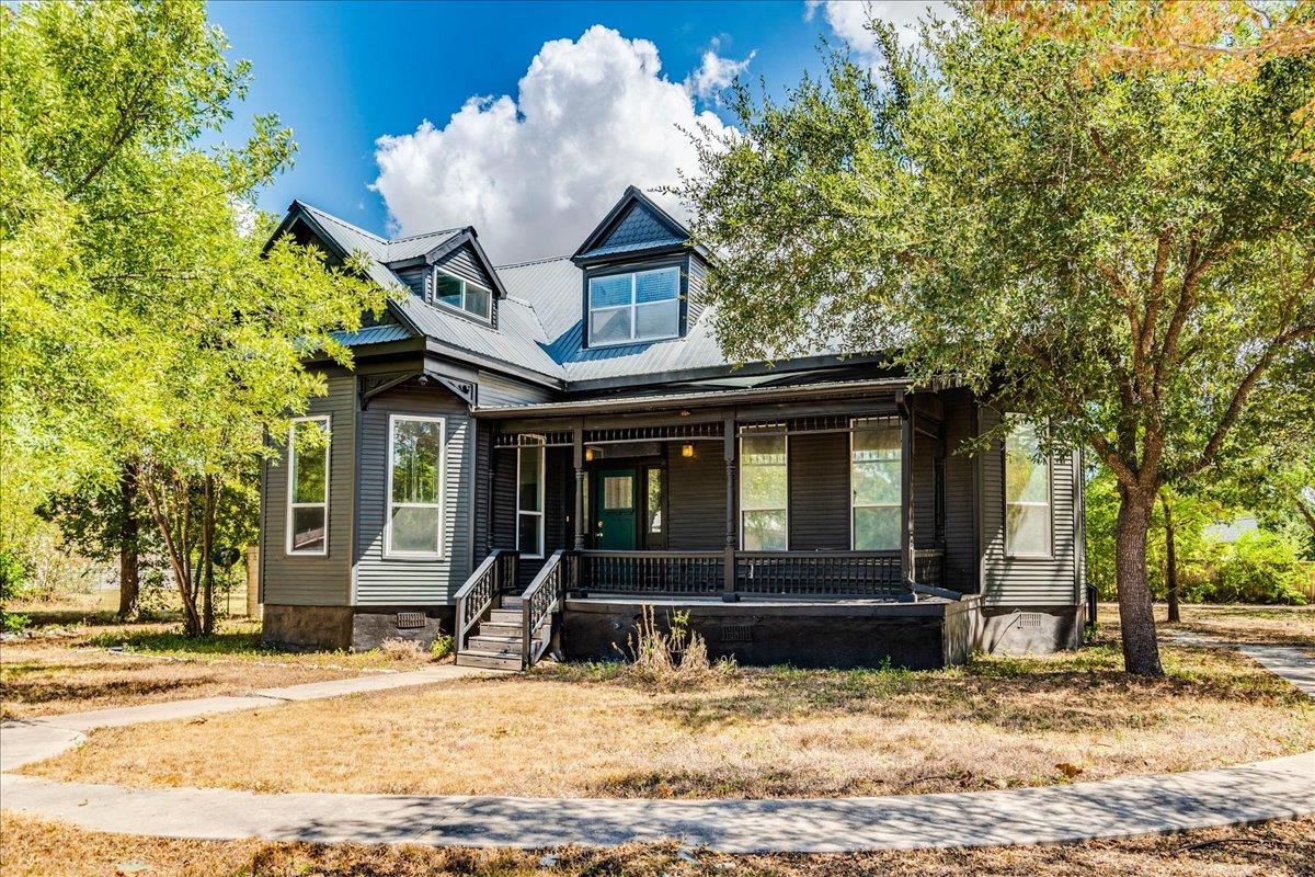 302 N Fm 1660 Highway - Photo 1