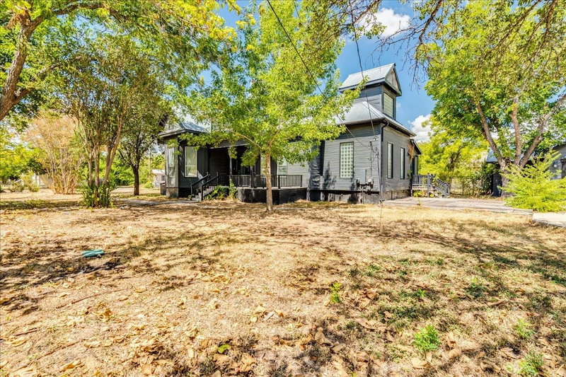 Property photo 28