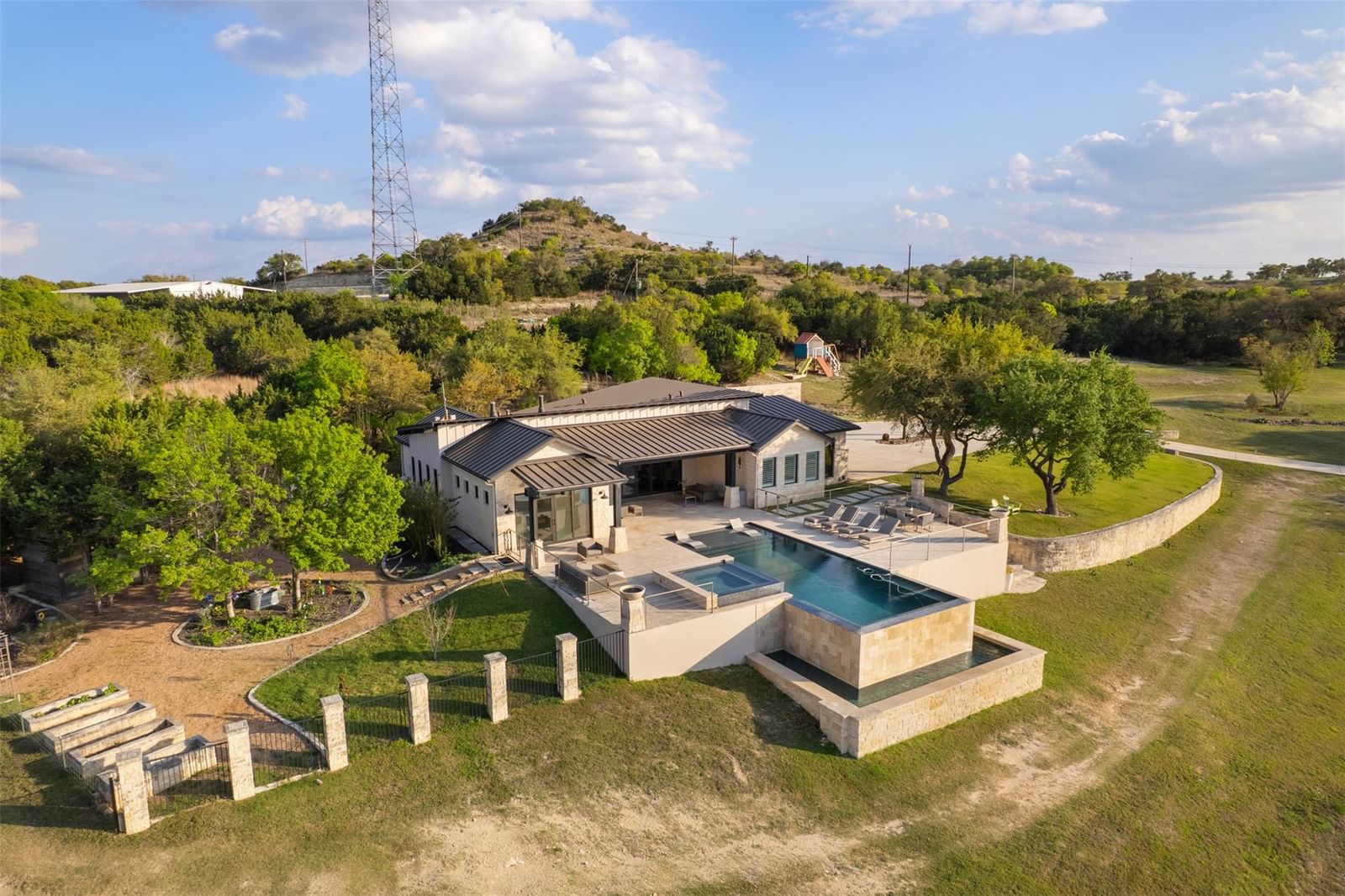 101 Rolling Hills RD - Photo 1