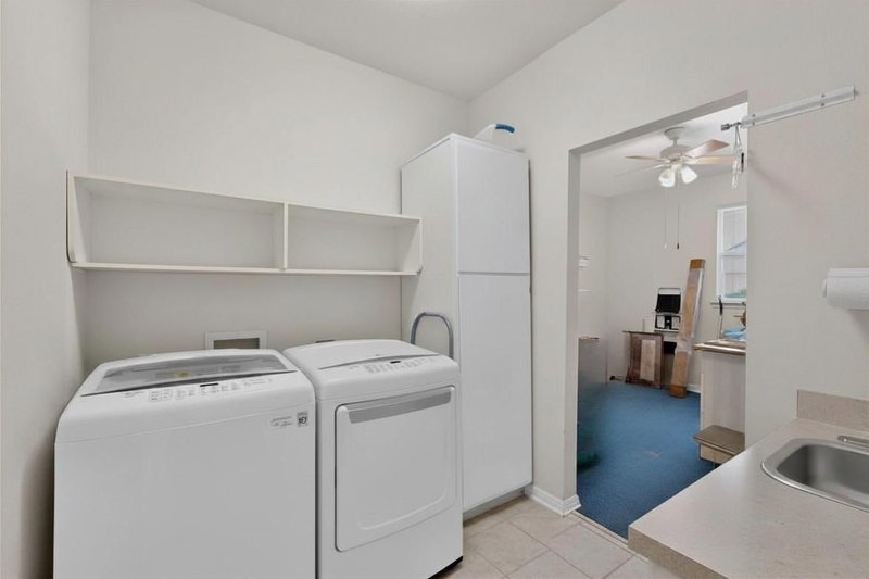 Property photo 24
