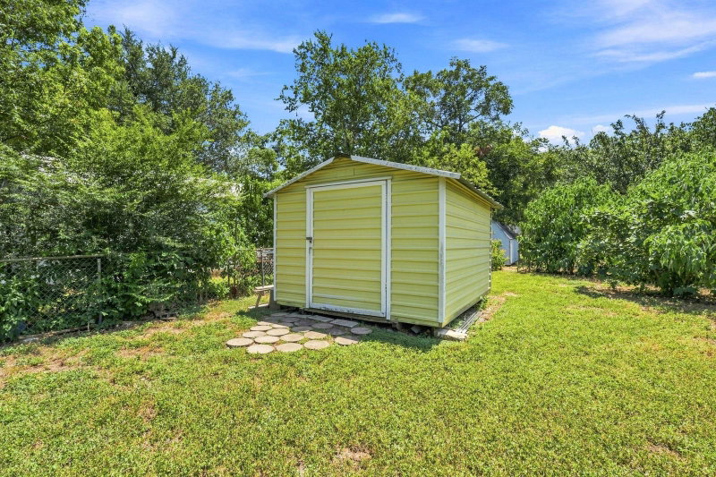 Property photo 35
