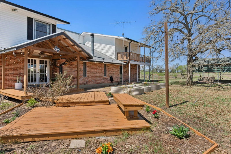 Property photo 25