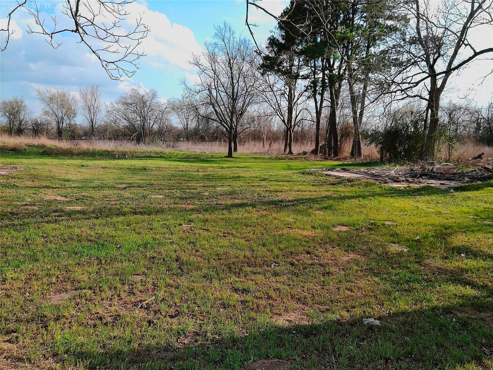 1304 Cameron Ave - Photo 1