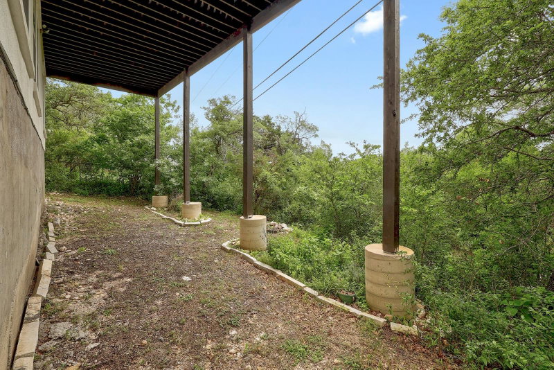 Property photo 30