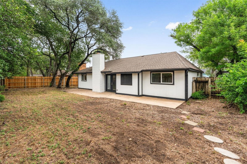 Property photo 28