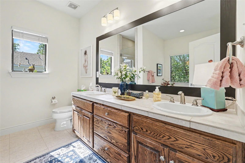 Property photo 28