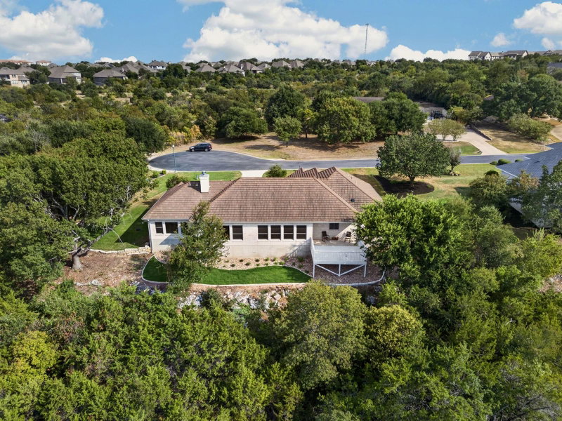 Property photo 37