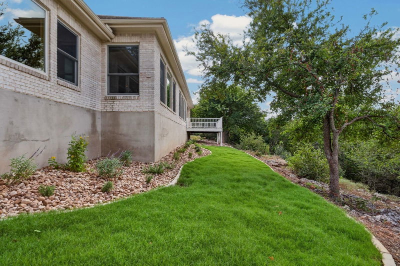 Property photo 36