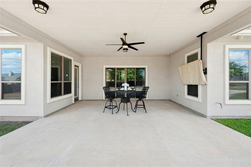 Property photo 33