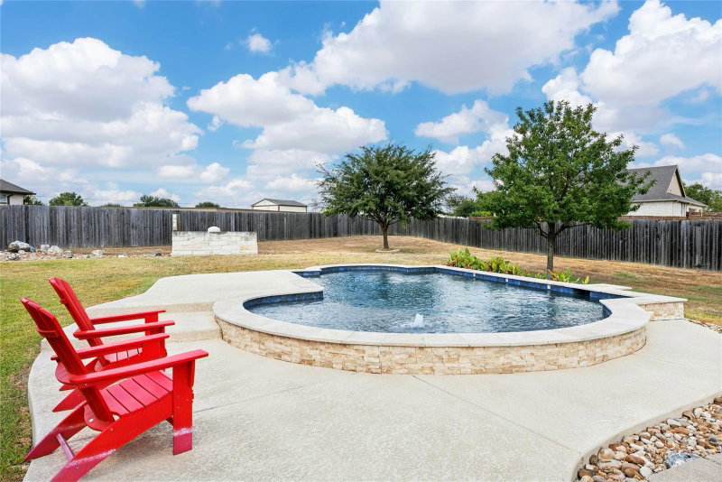 Property photo 34