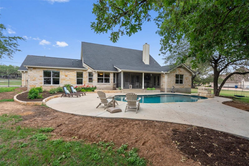 Property photo 36