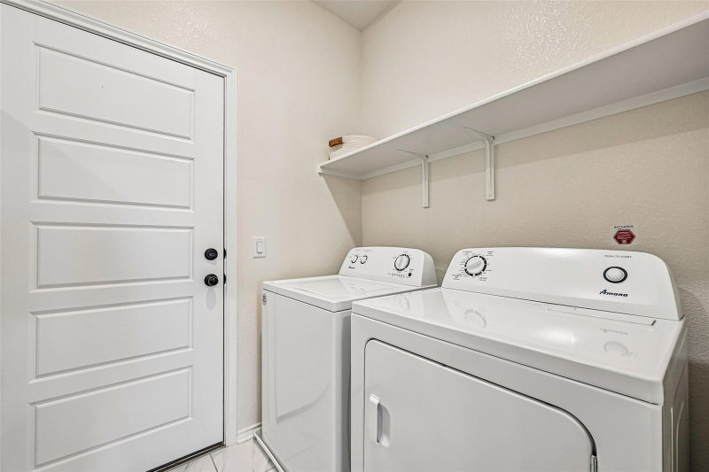 Property photo 37