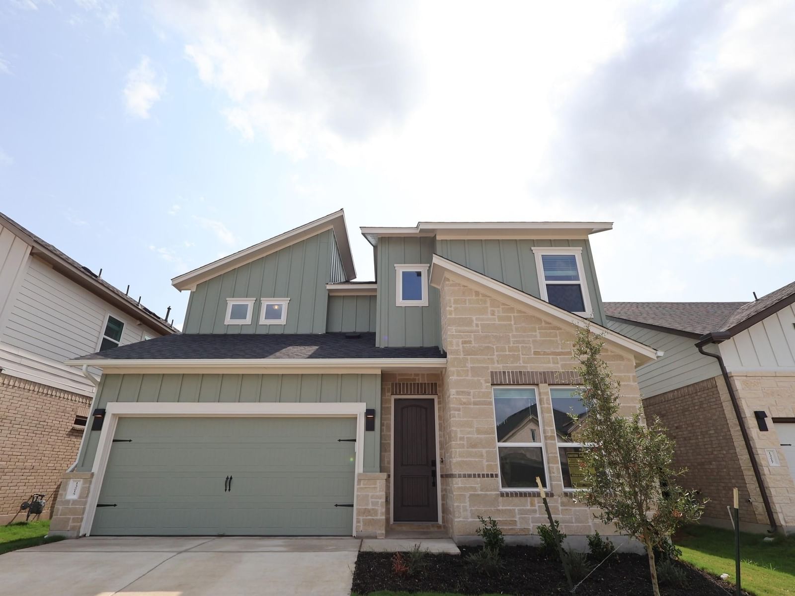 13215 Stabler DR - Photo 1