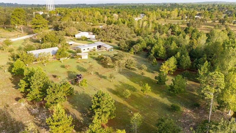 Property photo 40
