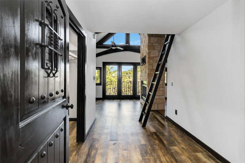 Property photo 22