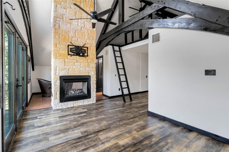Property photo 24