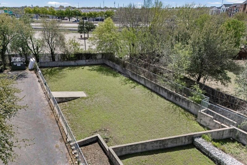 Property photo 39