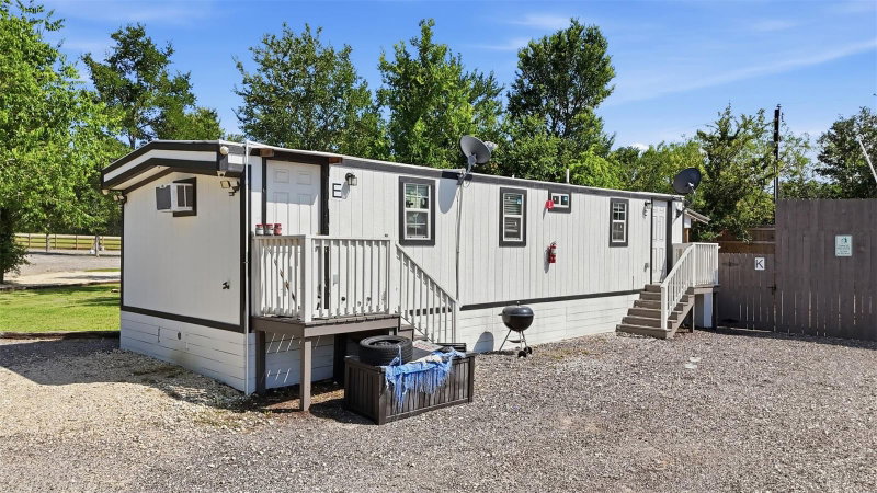 Property photo 32