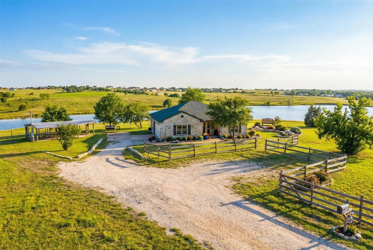 1644 county road 139 - Photo 1