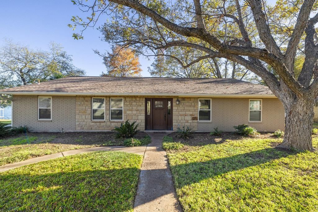 Photo 34